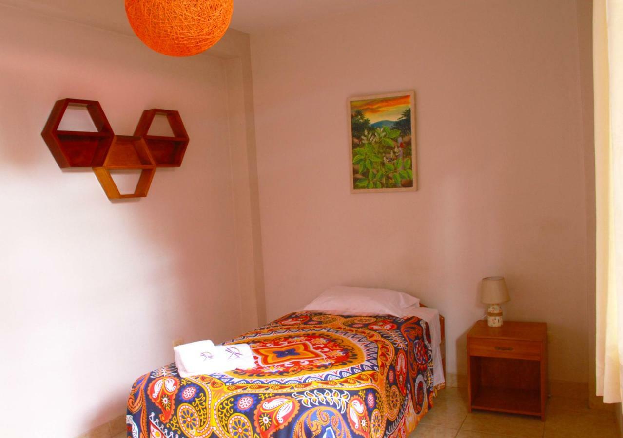 Zygo Bed & Breakfast Tarapoto Exterior photo